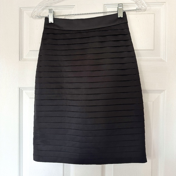 H&M Dresses & Skirts - Black Mini Pencil Skirt Pleated Satin H&M Size 2